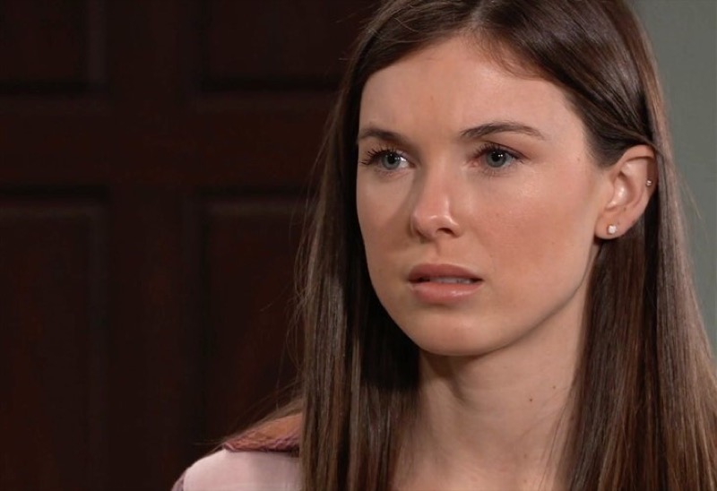 General Hospital Gh Spoilers Carly Saves Willows Life But Covers Bio Connection General