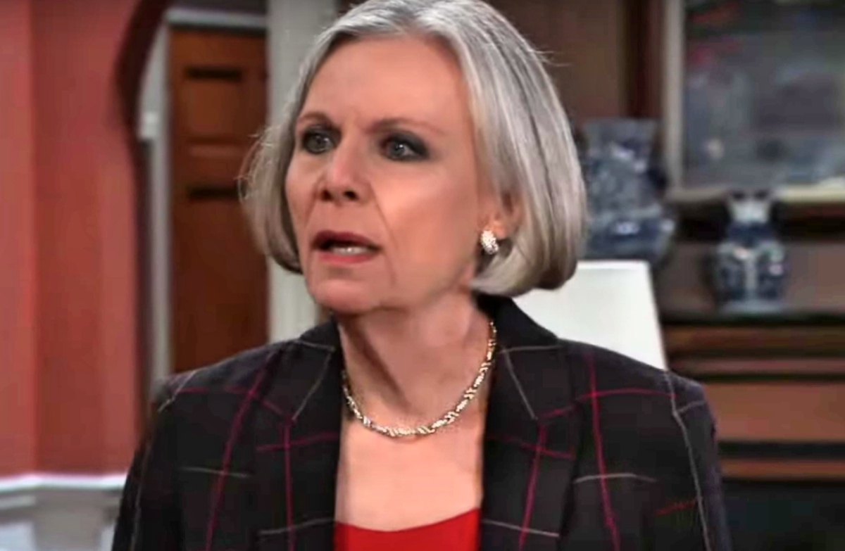 General Hospital Spoilers and Promo: Tracy Quartermaine Stages An Accident, Solves Her 'Alexis' Problem