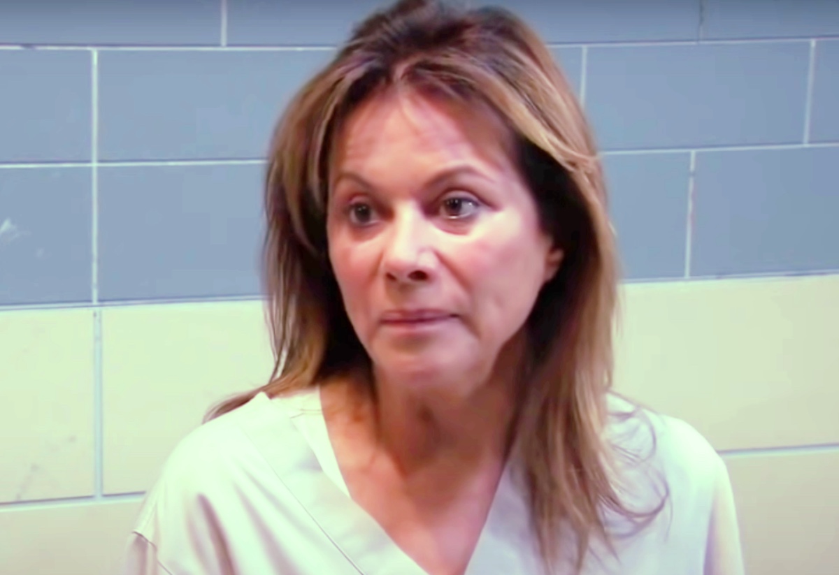 General Hospital (GH) Spoilers: Laura Plays Matchmaker For Martin and Alexis!