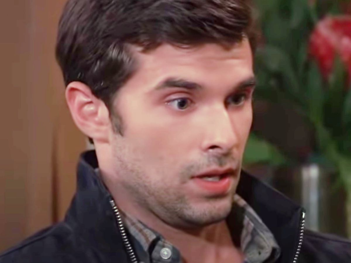 GH Spoilers – Is There A Secret Door And Passageway In Liz’s House?