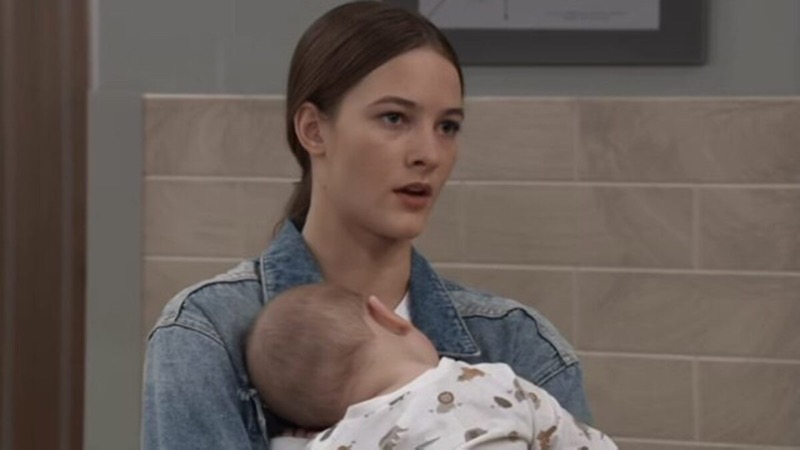 General Hospital: Esme Prince (Avery Kristen Pohl)