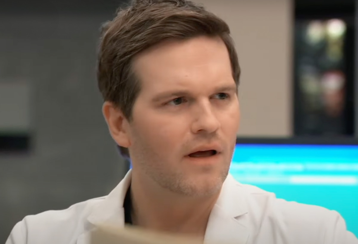 'General Hospital' Spoilers: Guenther Puts A Wrench In Brad’s Plan To Reconcile With Lucas In Miami