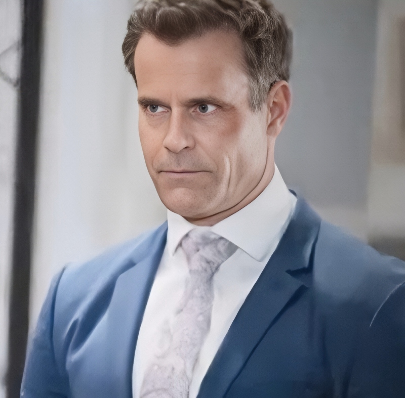 Cameron as Drew - ABC (1)