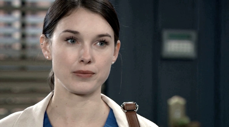 Willow Tait (Katelyn MacMullen).