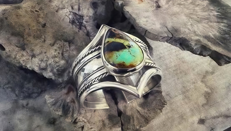 Ryan's new cuff - @ryanpaevey - Instagram