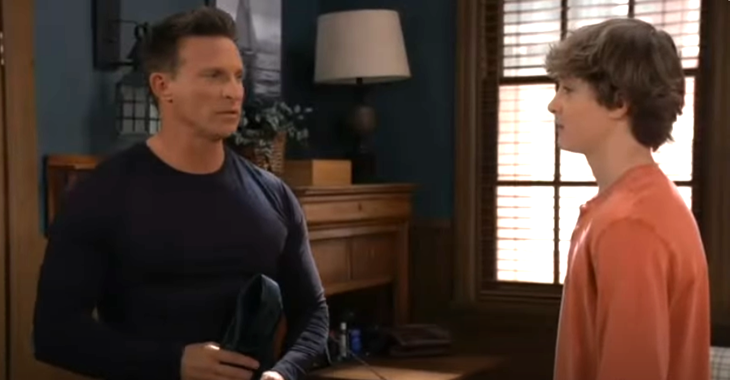 General Hospital: Jason Morgan (Steve Burton) and Danny Morgan (Asher Antonyzyn)