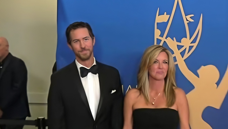 General Hospital star Laura Wright and Wes Ramsey - Maximo TV - YouTube
