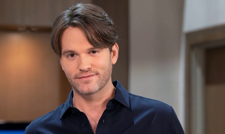 General Hospital: Lucas Jones (Van Hansis)