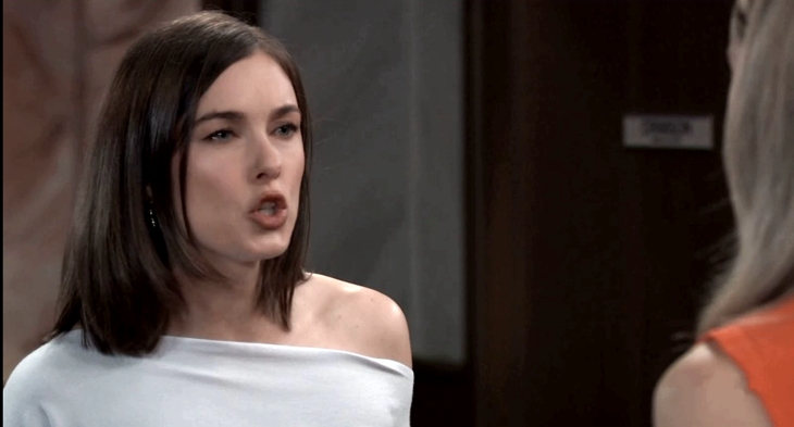 General Hospital: Willow Cain (Katelyn MacMullen) and Jacinda Bracken (Paige Herschell)