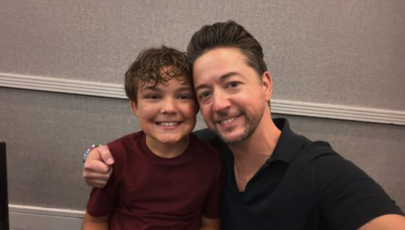 Bradford jokes about James in Australia - @bfordanderson - Instagram