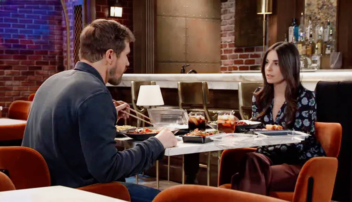 General Hospital Spoilers: Molly's Chicago Bombshell, Cody's Big Decision & Davis Family Heartbreak